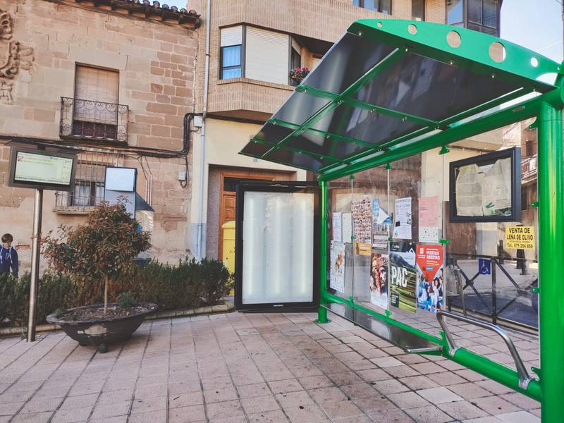 Parada del autobús en Entrena